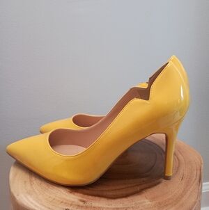 Joy In Love- Yellow Pumps- Size 11